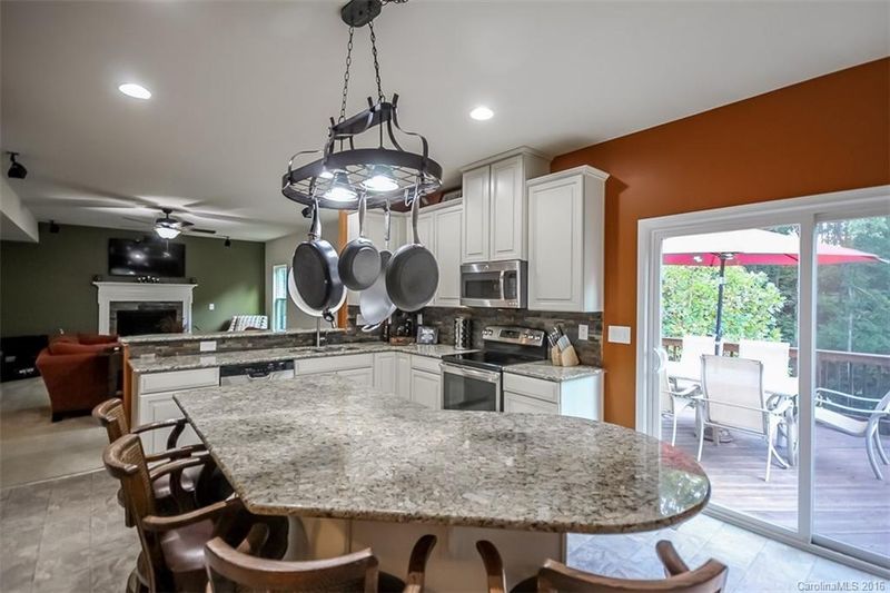 7700 West Berkeley Rd, Denver, NC 28037