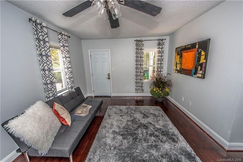 1001 Everett Pl, Charlotte, NC 28205