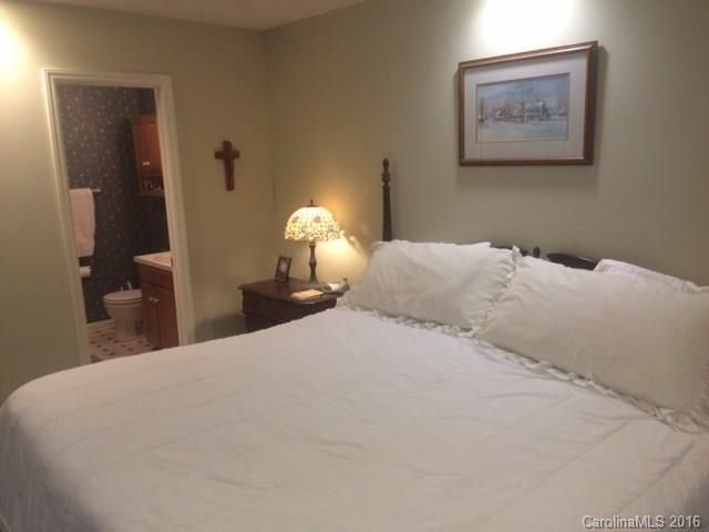 4468 Alexander Hill Ct, Harrisburg, NC 28075