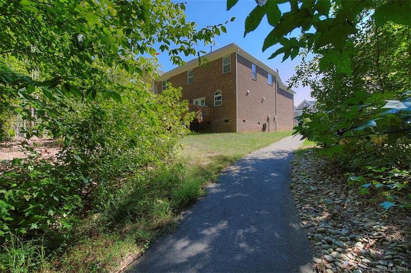 8109 Mandeville Ct, Waxhaw, NC 28173