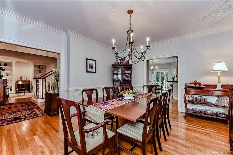 201 Pat Stough Ln, Davidson, NC 28036