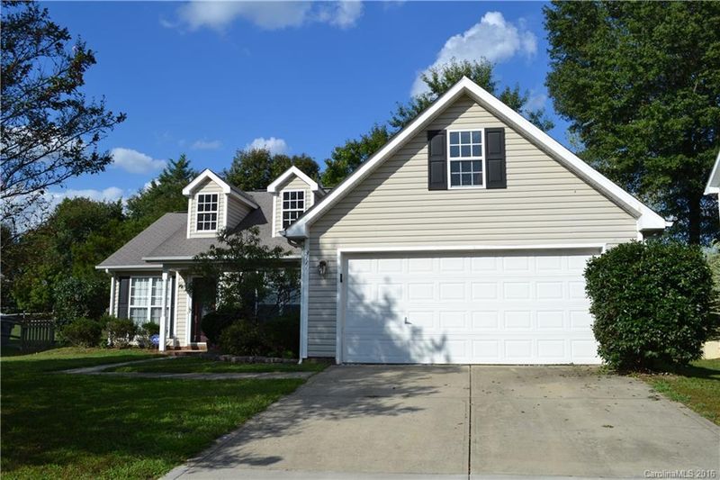 3111 Longspur Dr, Matthews, NC 28105