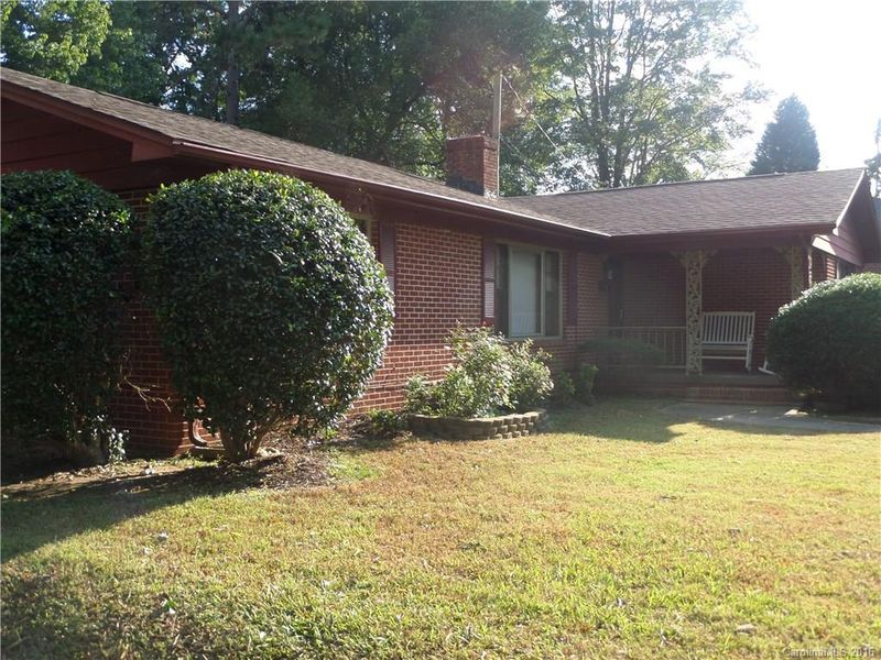 117 Hinton St, Chester, SC 29706