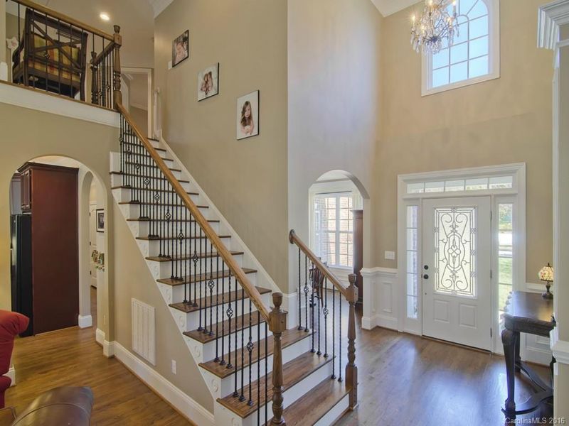 6195 Fox Chase Dr, Davidson, NC 28036