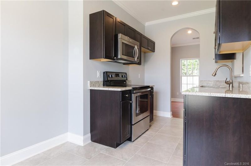 1418 Mumford Ln, Charlotte, NC 28213