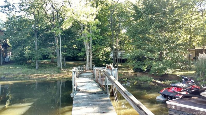 5503 Riverfront Rd #18, Lake Wylie, SC 29710