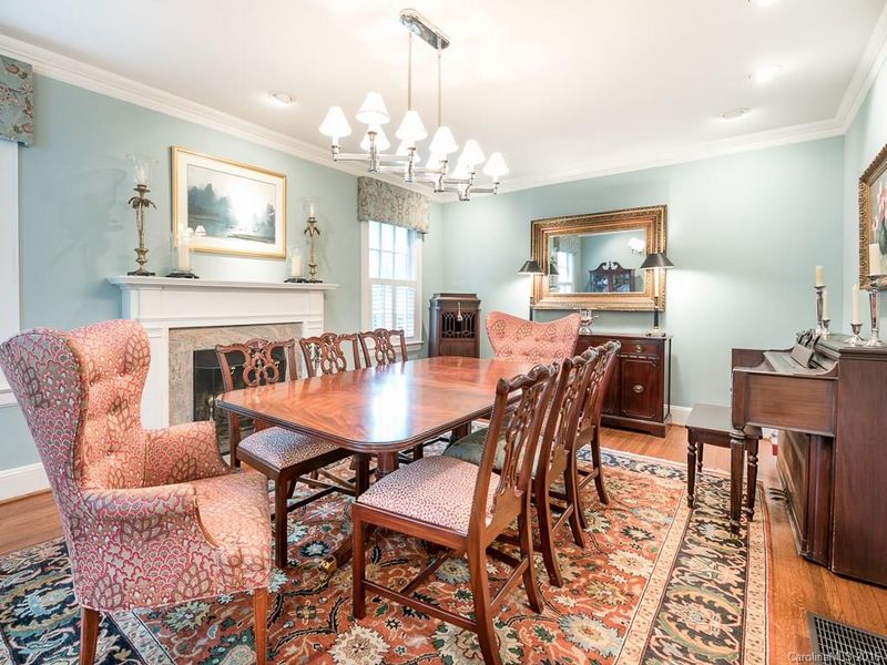 349 Hillside Ave, Charlotte, NC 28209