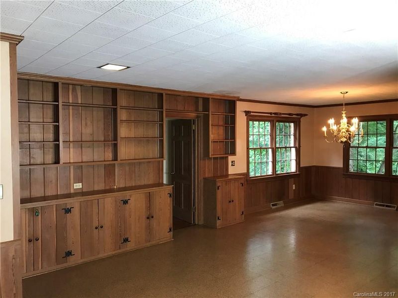 107 Hillside Dr, Davidson, NC 28036
