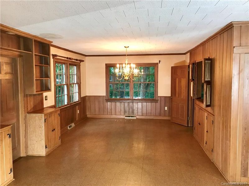 107 Hillside Dr, Davidson, NC 28036