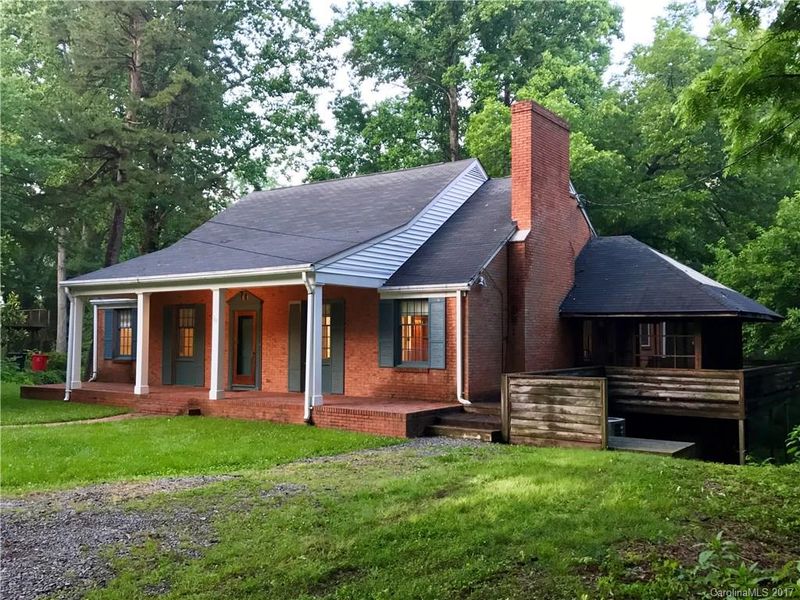 107 Hillside Dr, Davidson, NC 28036