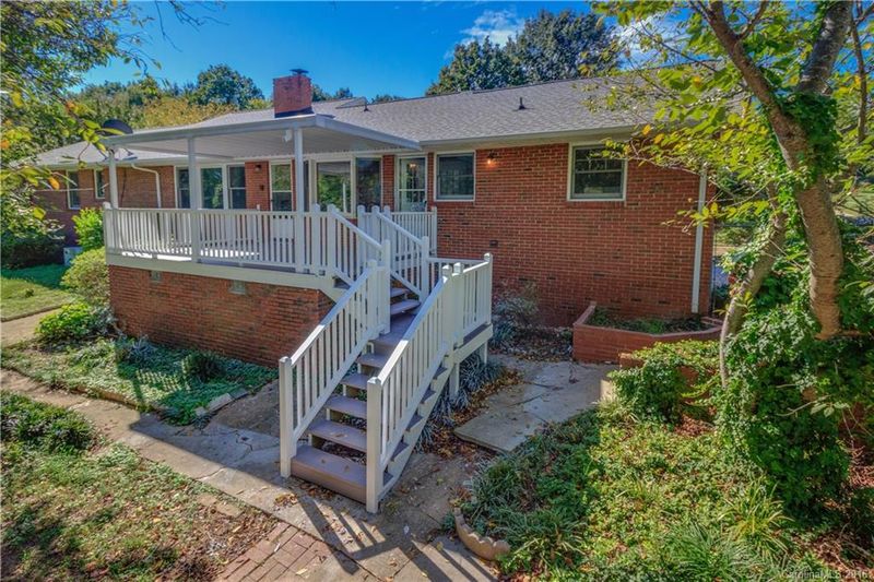 147 Robinson Rd, Gastonia, NC 28056