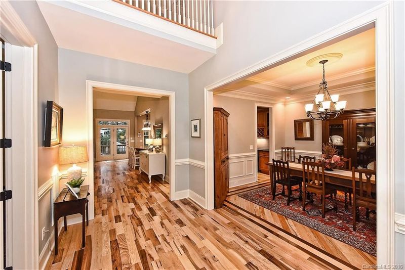 514 N Faulkner Way, Davidson, NC 28036