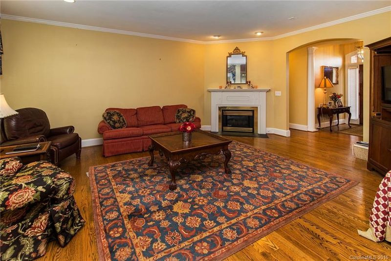 1243 Greenside Dr, Concord, NC 28027