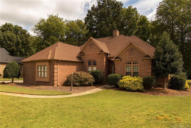 1243 Greenside Dr, Concord, NC 28027