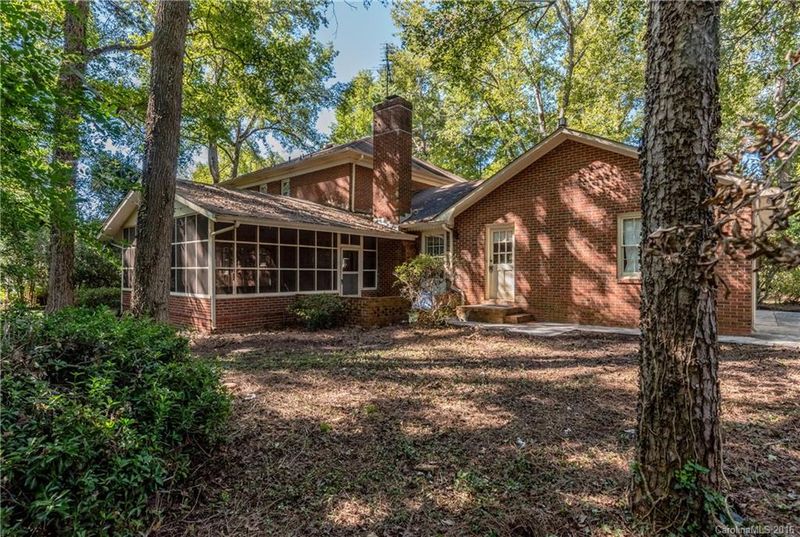 7200 Old Oak Ln, Mint Hill, NC 28227