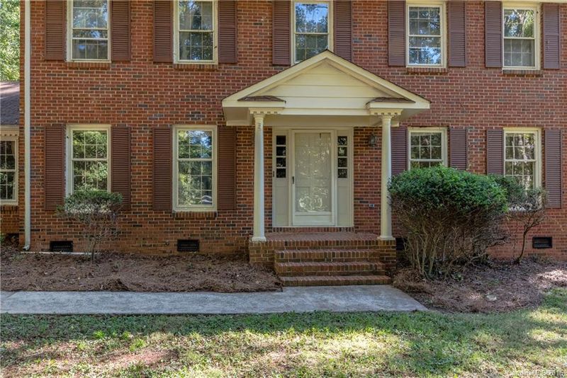 7200 Old Oak Ln, Mint Hill, NC 28227