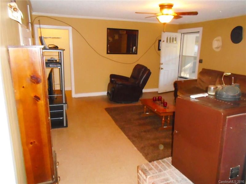 863 S Grandview Rd, Clover, SC 29710