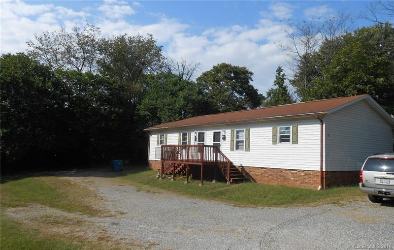 80 15th St SE #6/A & B, Hickory, NC 28602