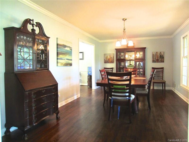 4800 Walker Rd, Charlotte, NC 28211