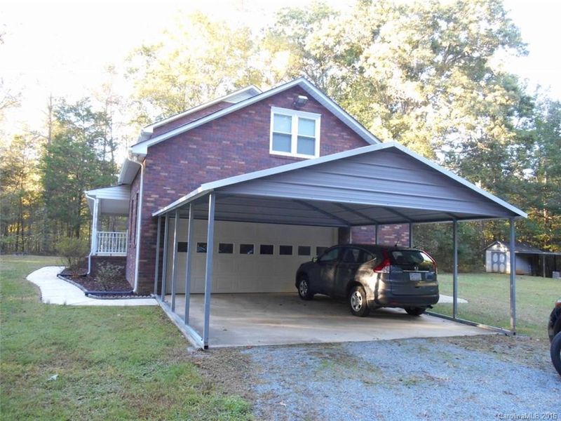 517 Harvell Dr, Concord, NC 28025
