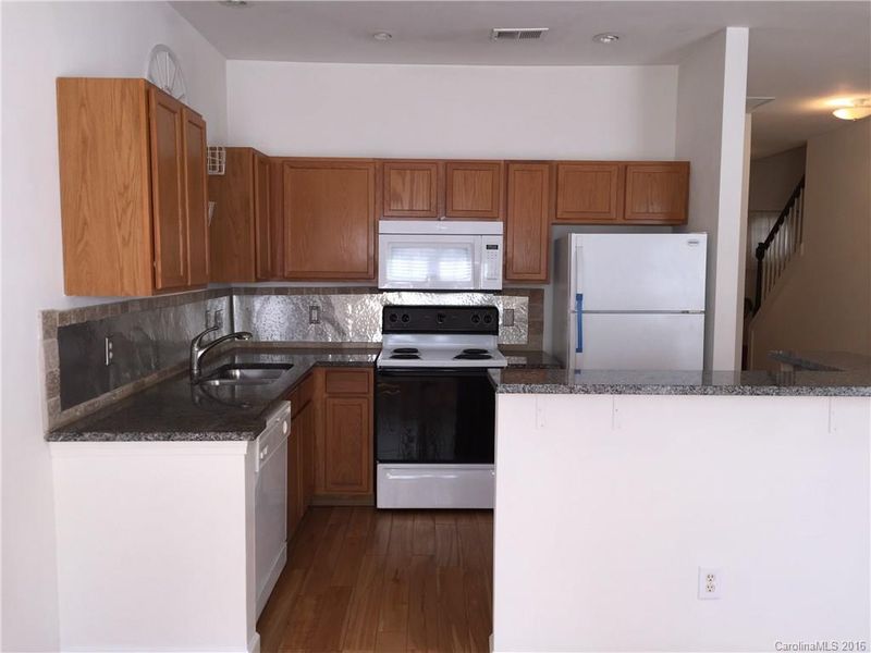 2049 Lennox Square Rd #2049, Charlotte, NC 28210