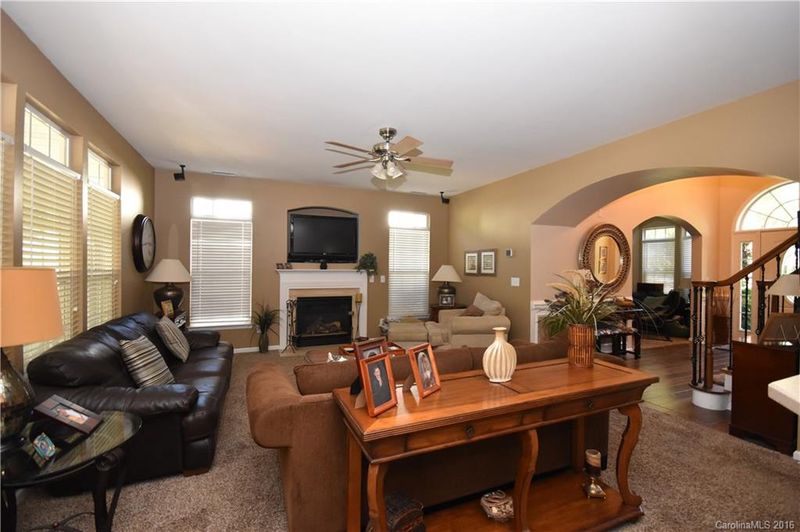 20308 Southshore Dr, Cornelius, NC 28031
