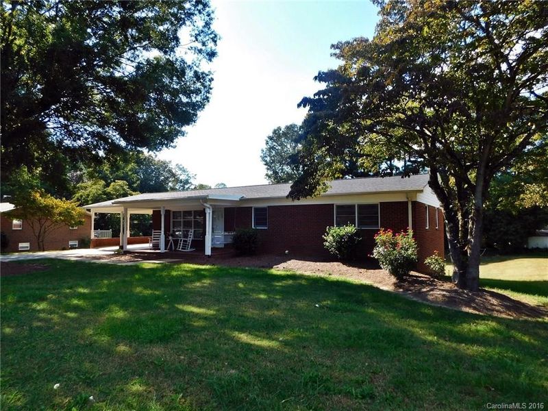 405 Cherry St, Cherryville, NC 28021