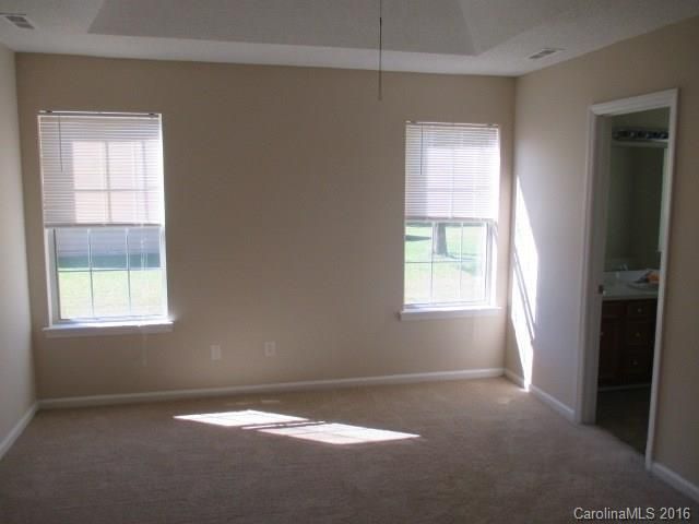 4610 Falcon Chase Dr, Concord, NC 28027