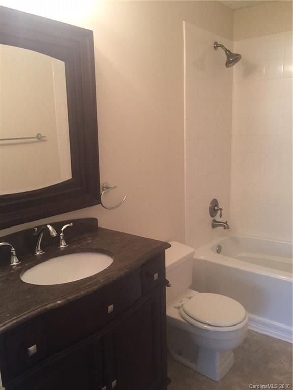 7313 Barcliff Dr, Charlotte, NC 28212