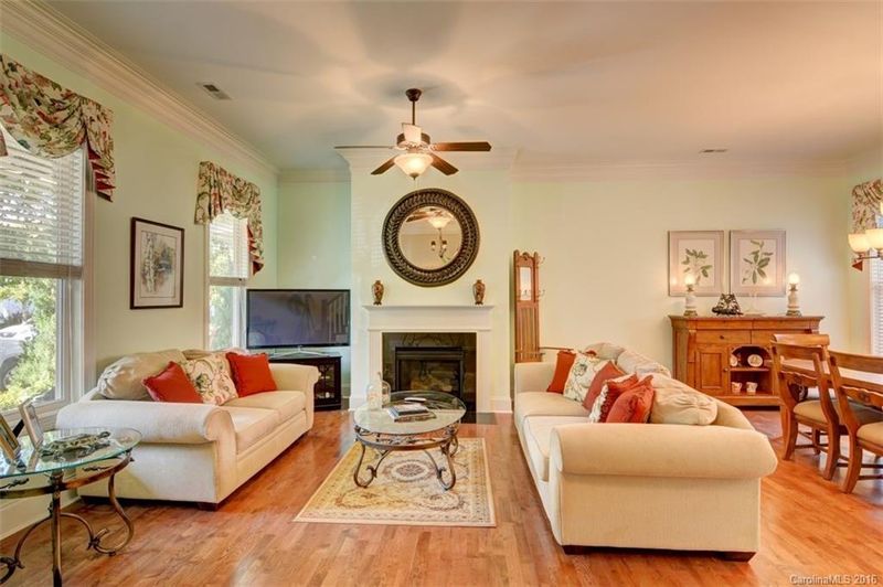 1211 Inn Keepers Way, Cornelius, NC 28031