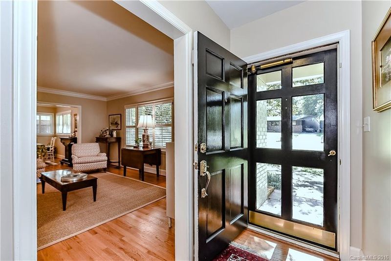 5733 Murrayhill Rd, Charlotte, NC 28210