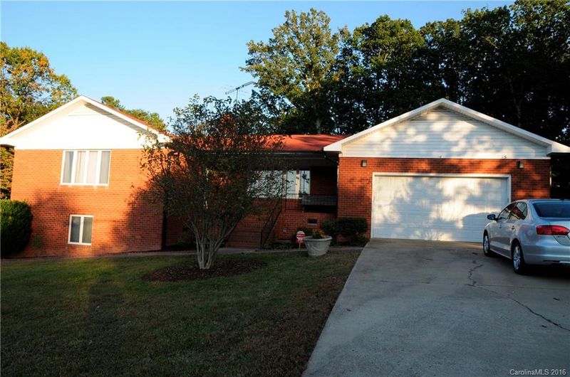 735 Perth Rd, Troutman, NC 28166