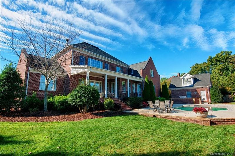 4007 Quintessa Dr, Matthews, NC 28104