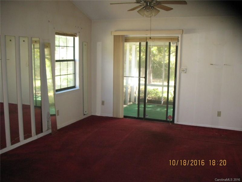 8422 Quarry Rd, Charlotte, NC 28212