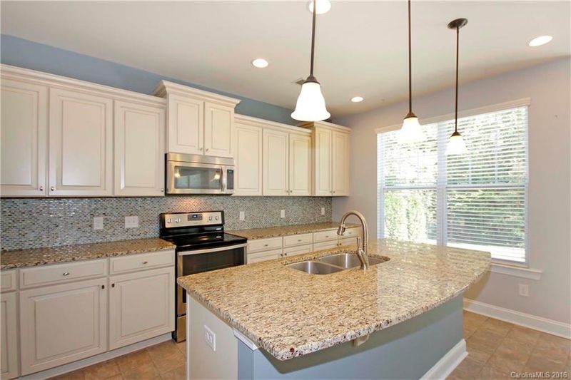10926 River Oaks Dr NW, Concord, NC 28027