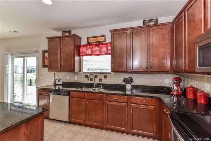11006 Blue Stream Ln, Indian Trail, NC 28079