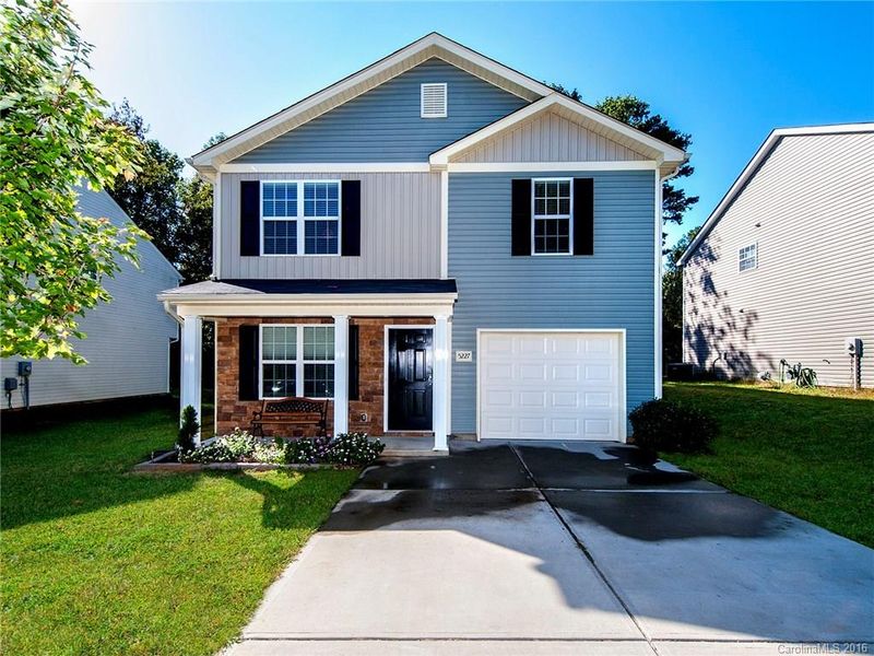 5227 Fernhill Dr, Charlotte, NC 28217