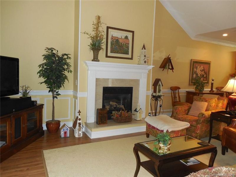 1153 21st Ave NE #1153, Hickory, NC 28601