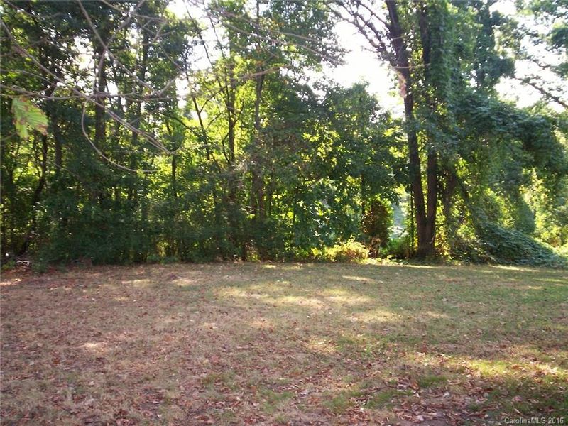 303 Bruce St, Mooresville, NC 28115