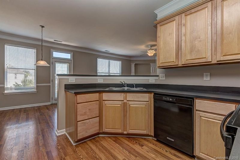 3014 Saphire Ln, Indian Trail, NC 28079