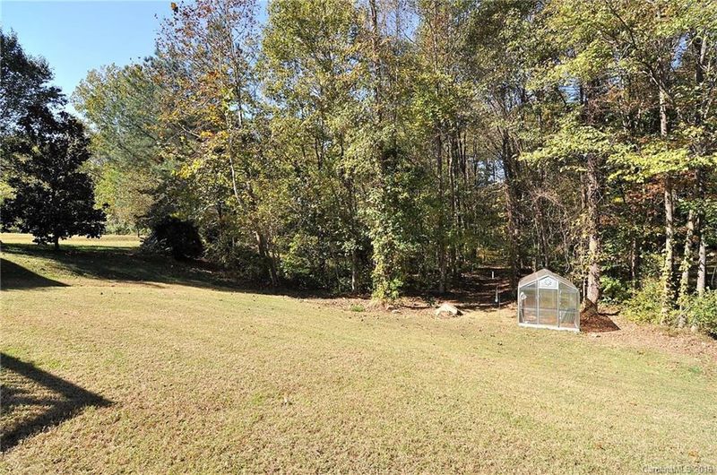 1504 Forest Glen Ln, Kannapolis, NC 28081