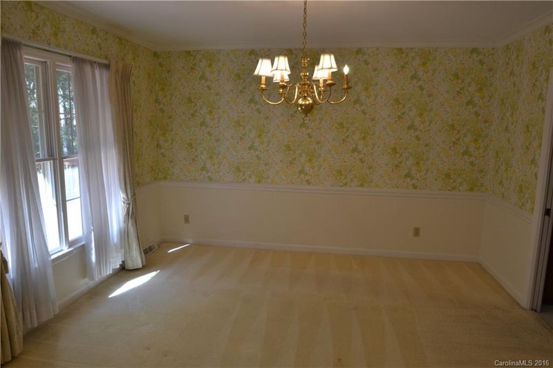 1535 Piccadilly Dr, Charlotte, NC 28211