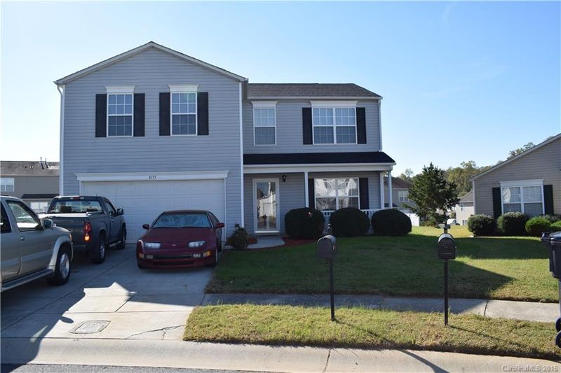 8155 Rosberg Ln, Charlotte, NC 28216