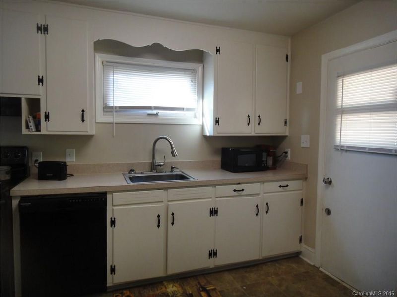 1712 Browns Ave, Charlotte, NC 28208