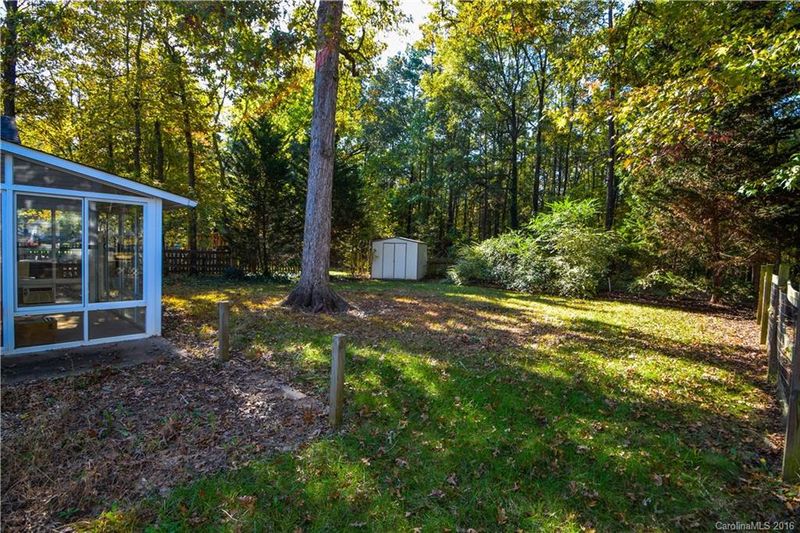 3415 Mayhurst Dr, Indian Trail, NC 28079