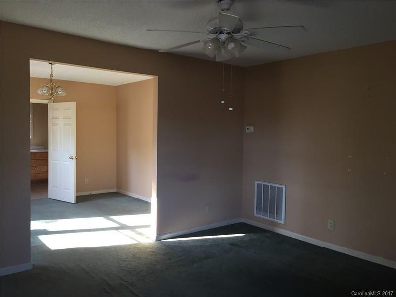 237 N New Hope Rd #13-14, Gastonia, NC 28054