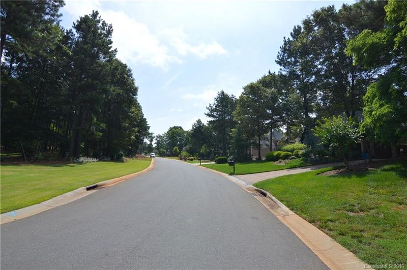 3257 Lake Pointe Dr #111, Belmont, NC 28012
