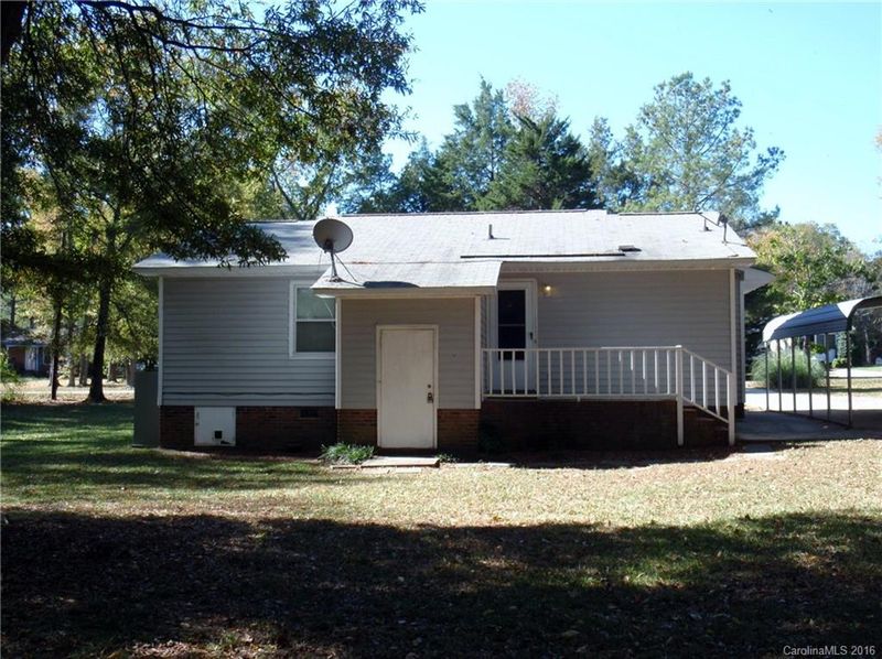 5836 Willowbrook St, Fort Lawn, SC 29714