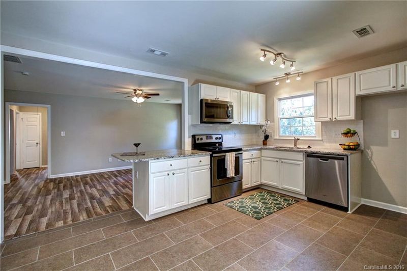3510 Spring Terrace Ln, Charlotte, NC 28269
