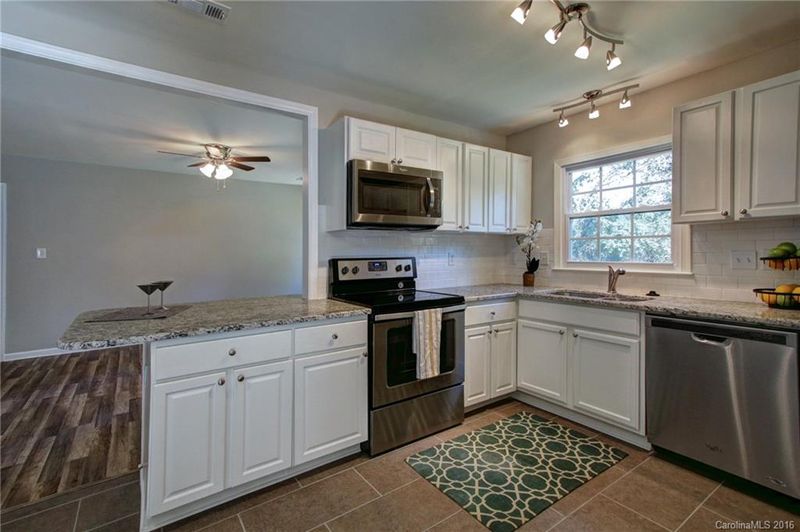 3510 Spring Terrace Ln, Charlotte, NC 28269